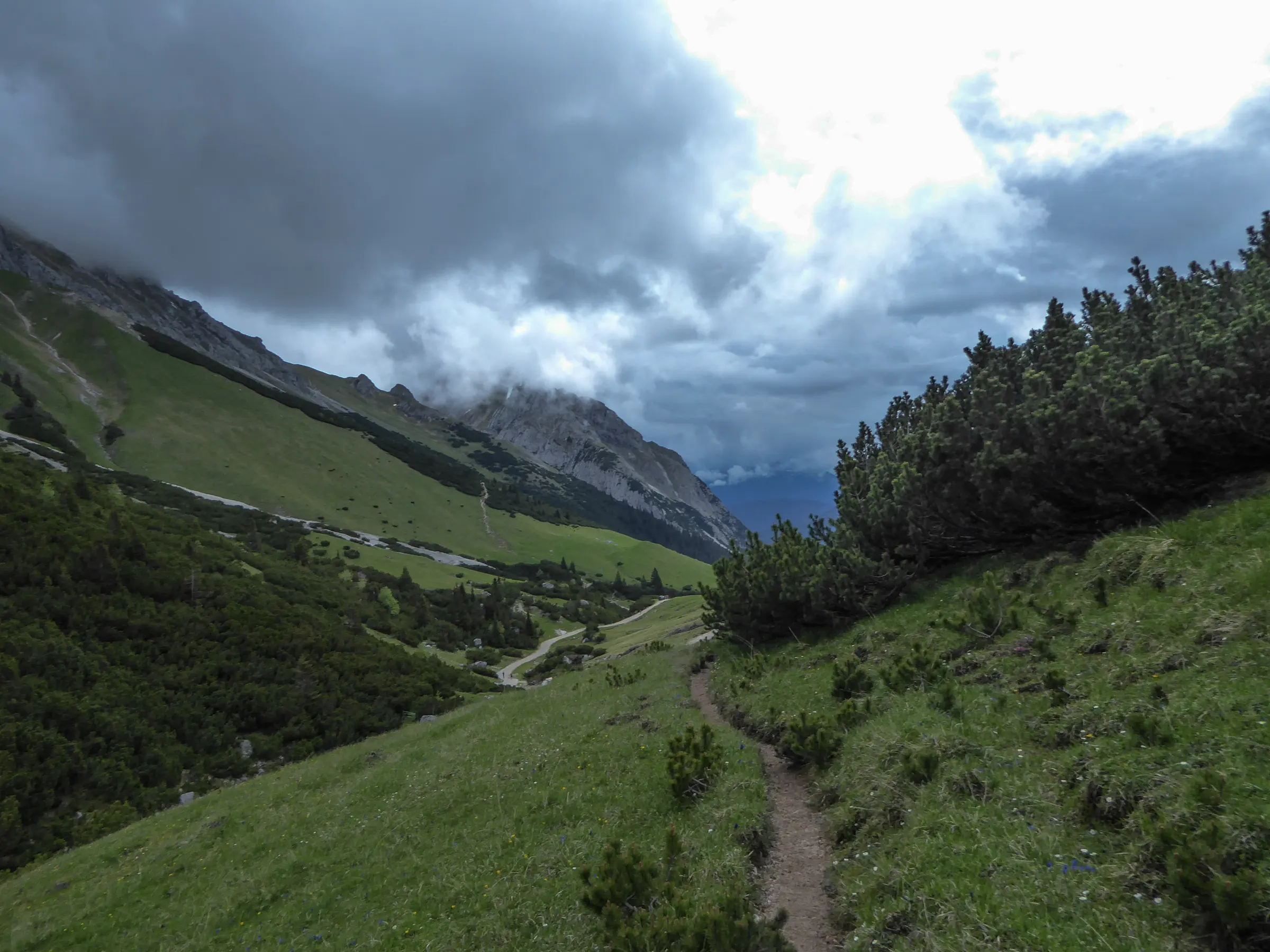 Dense clouds above an alpine ridge on the Zugspitz Ultratrail course